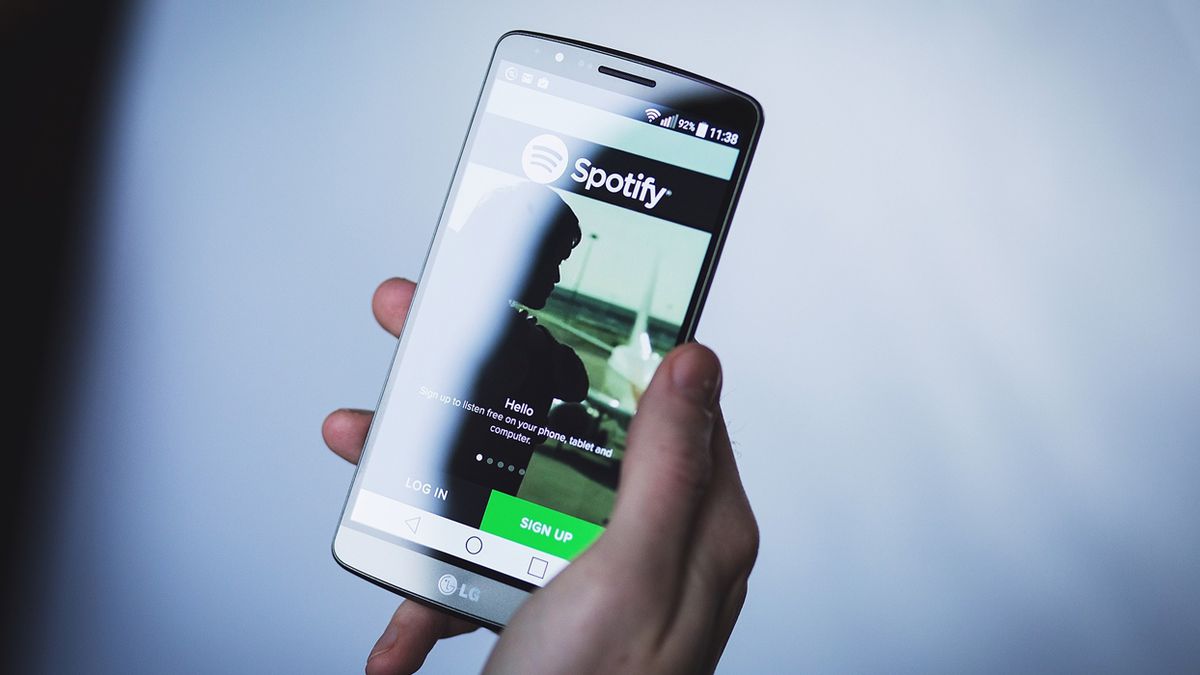 Spotify fecha sede russa e diz ter removido conteúdo de emissoras do país