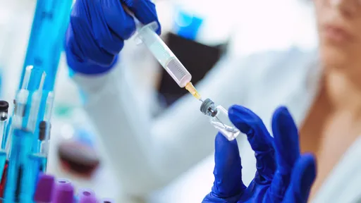Itália diz ter primeira vacina eficaz contra coronavírus (só falta testar)