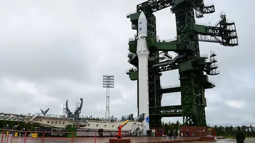 Rússia estreia novo foguete Angara colocando satélite militar em órbita