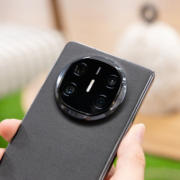 Teste de câmeras | Huawei Mate X6 tem abertura variável e faz