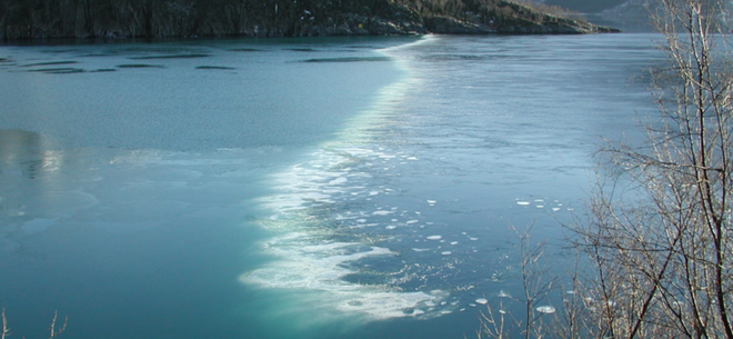 Cortina de Bolha usada para evitar o congelamento da água na superfície (Imagem: Reprodução/SINTEF)