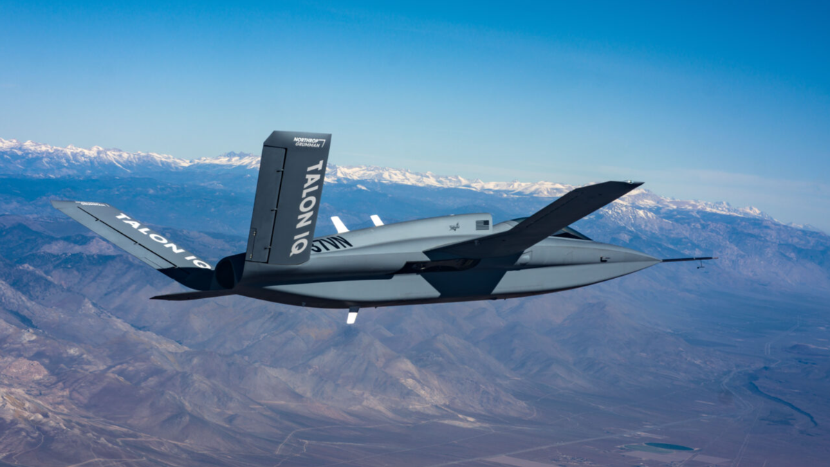 AI System Flies Jet During Historic Test Flight