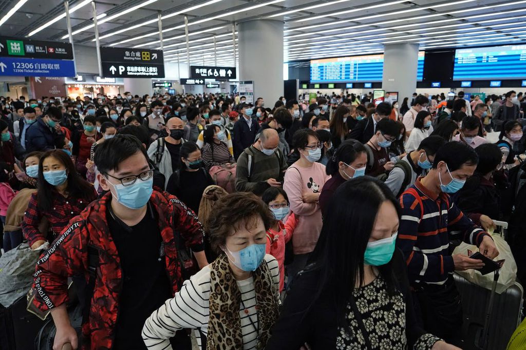 Nova tecnologia deve auxiliar a identificação de pessoas com febre em meio de aglomerações (Foto: Kin Cheung/AP Photo)