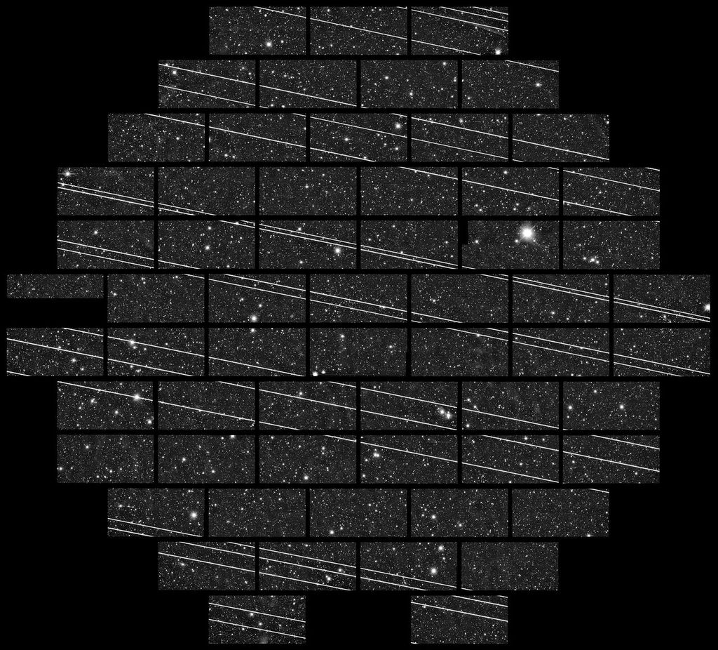 Astrônomos do Observatório Interamericano de Cerro Tololo (CTIO) registraram como os Starlink prejudicam seus trabalhos. Cada uma das trilhas na imagem mostra a passagem de um satélite (Foto: NSF’s National Optical-Infrared Astronomy Research Laboratory/CTIO/AURA/DELVE)