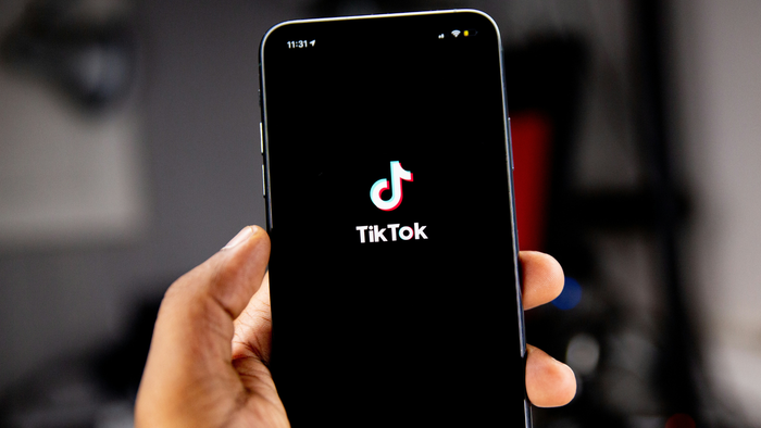 "Design viciante": União Europeia acusa TikTok de violar leis do bloco