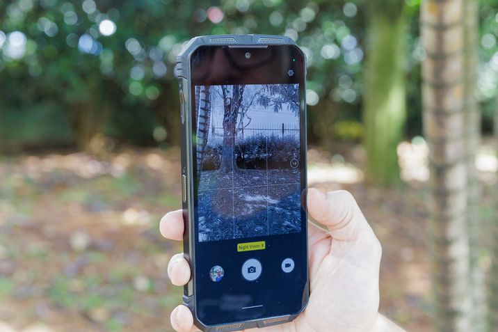 Doogee V30T camera nightvision