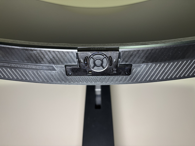 Samsung Odyssey G7 37