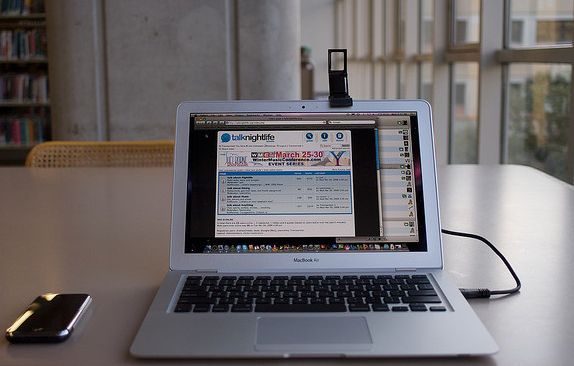 Macbook Air recarga sem fio iPhone Macbook Air recarga sem fio iPhone
