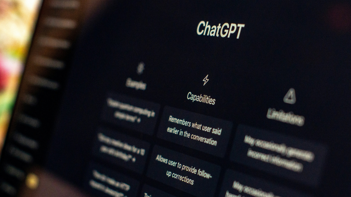 Chefe de cibersegurança dos EUA faz upload de arquivos sigilosos no ChatGPT