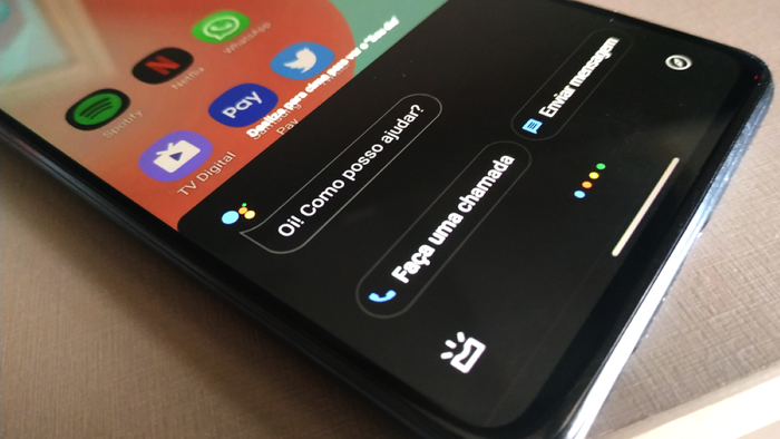 Google Assistente ganha fôlego extra em celulares e vai funcionar por mais tempo