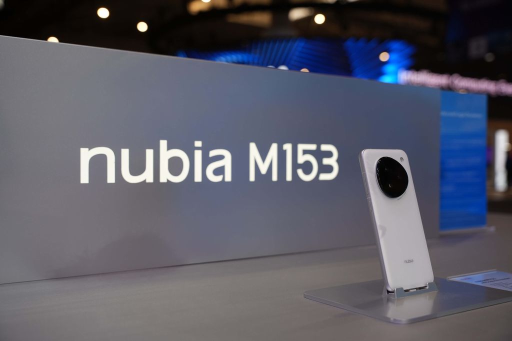 Nubia M153