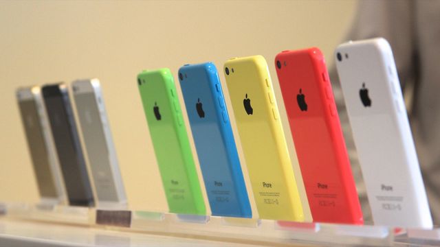 Operadoras brasileiras começam a vender iPhone 5S e iPhone 5C