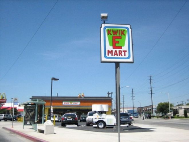 Kwik-E-Mart Kwik-E-Mart