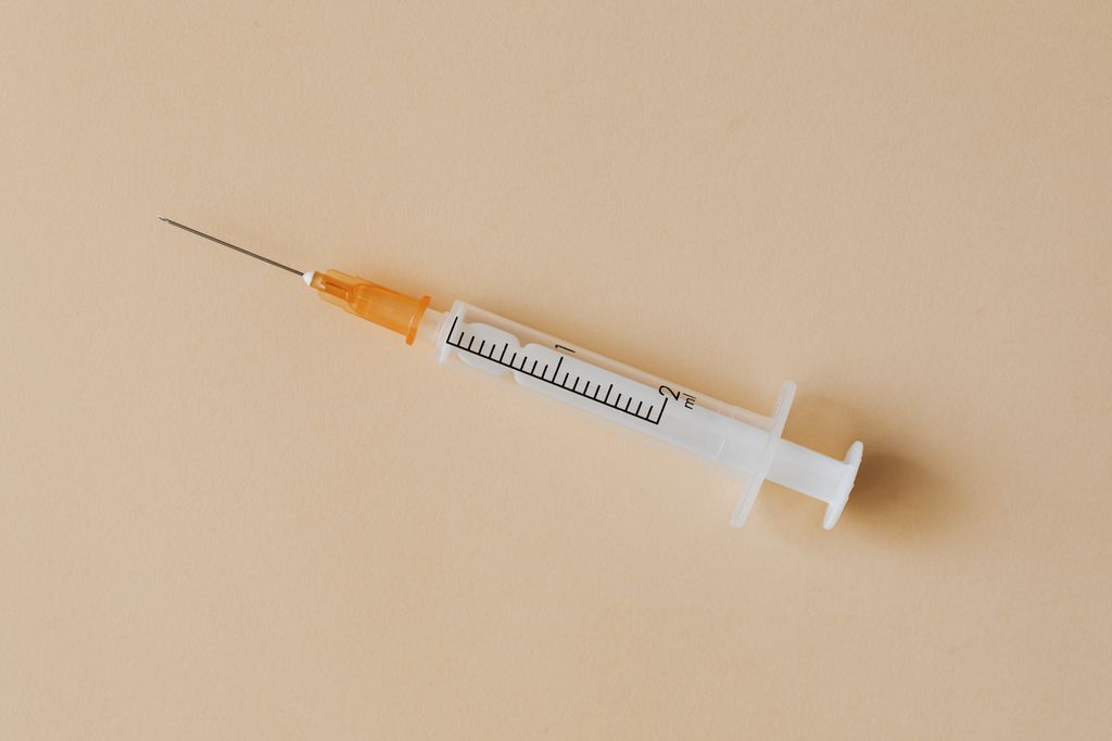 Primeira vacina aprovada pela OMS: o que isso significa? (Imagem: Karolina Kaboompics/Rawpixel)