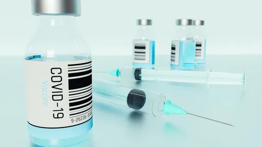 Criminosos estão vendendo certificados de vacinação e testes negativos falsos