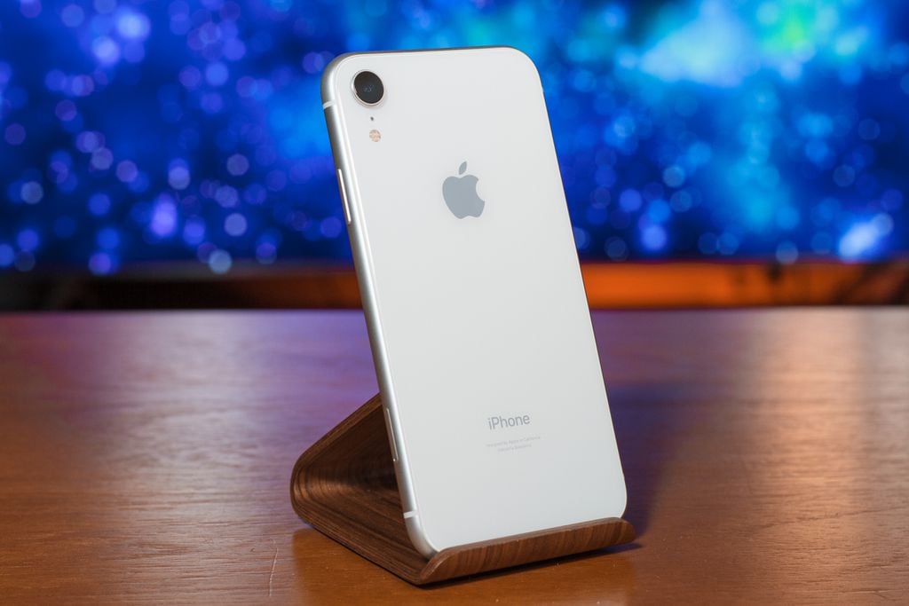 Review Apple iPhone XR Ainda bom, bonito e quase barato