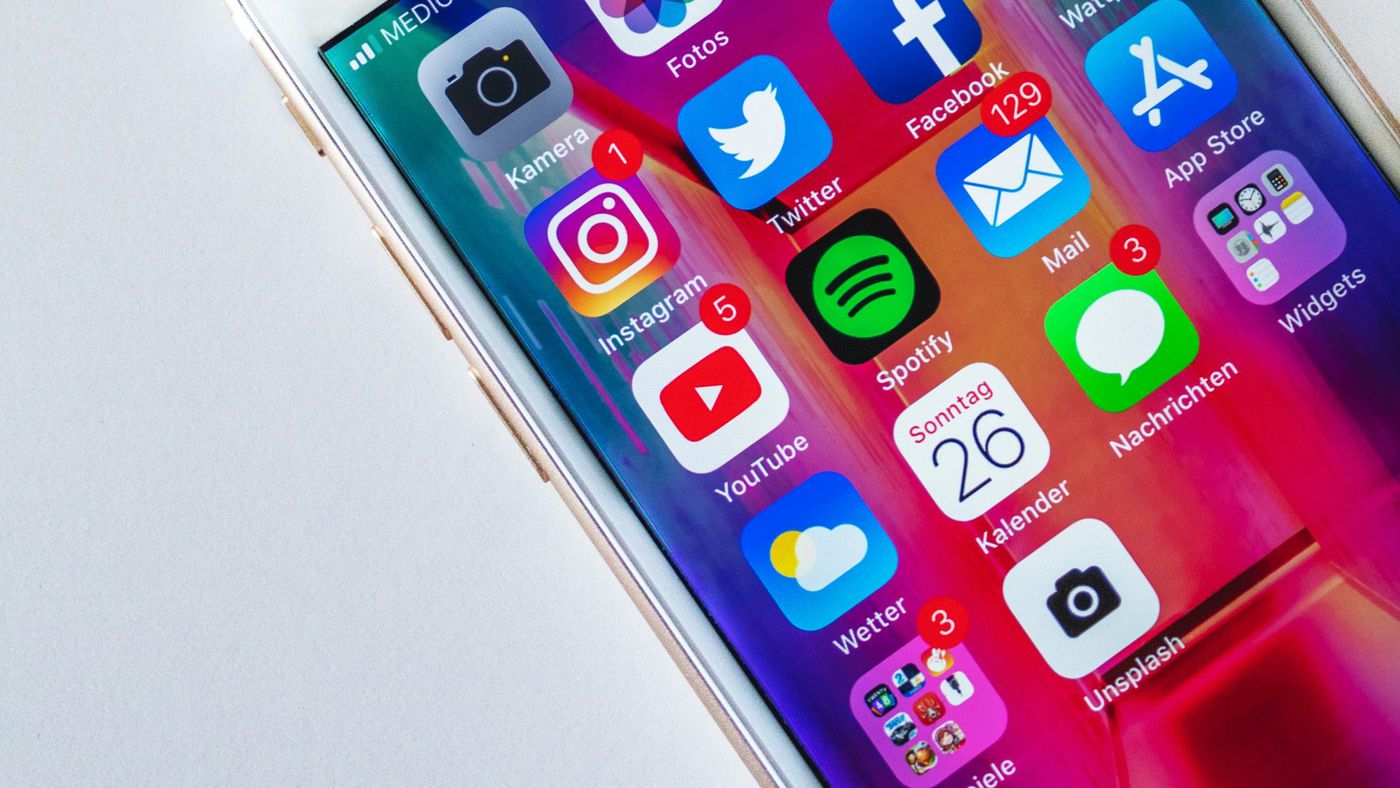 Como criar pastas para organizar a tela do seu iPhone