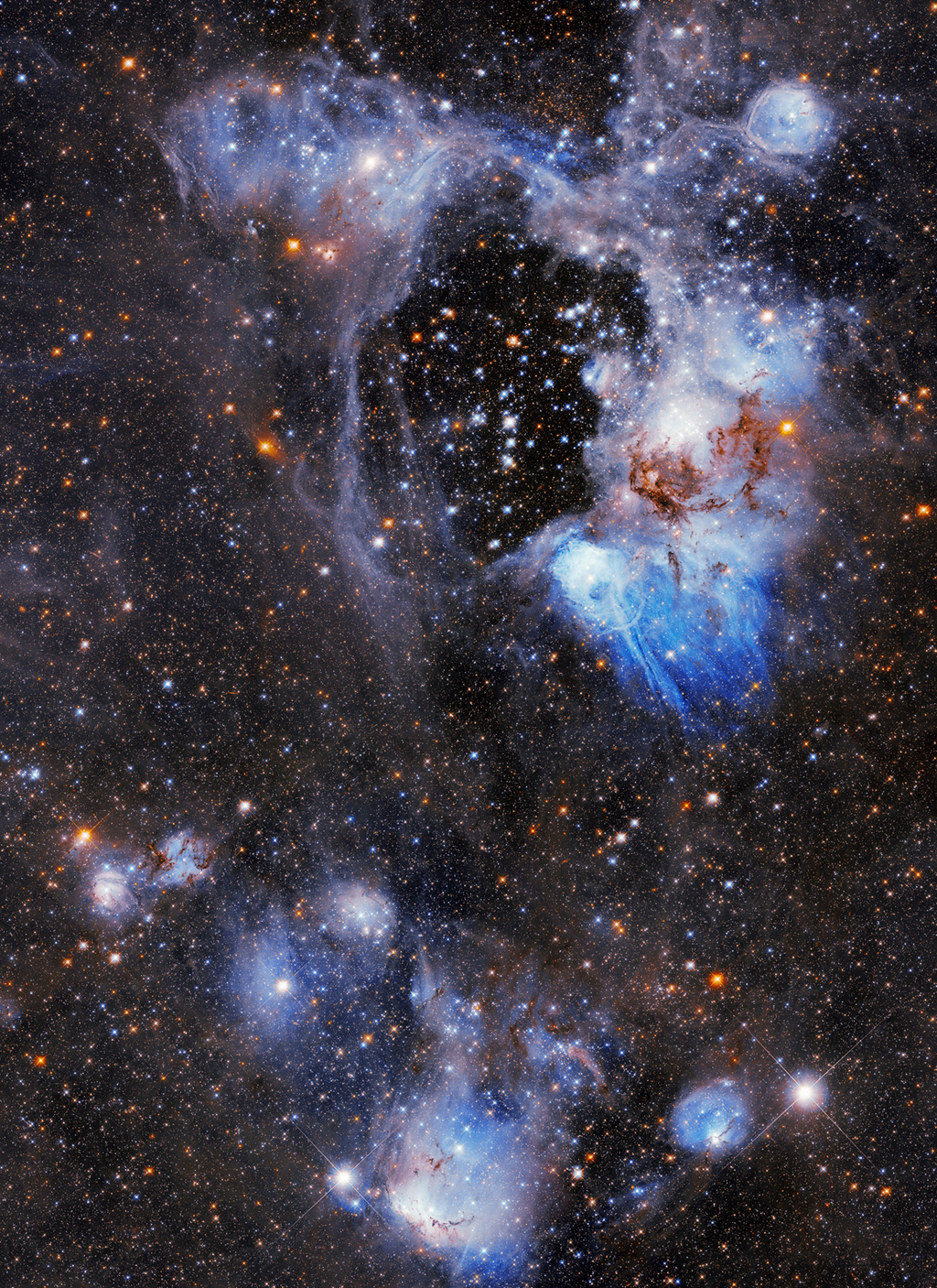 A nebulosa N44 (Imagem: Reprodução/NASA, ESA, V. Ksoll e D. Gouliermis/Universität Heidelberg; Processamento: Gladys Kober/NASA/Catholic University of America)