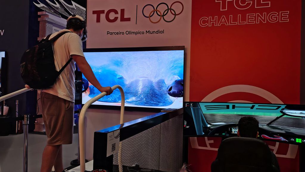 Imagem da TCL na gamescom latam 2026