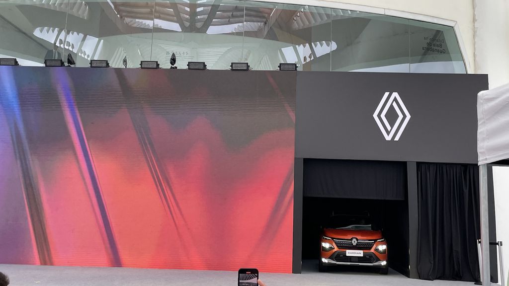 Renault Kardian terá três versões diferentes à venda no Brasil (Imagem: Paulo Amaral/Canaltech)