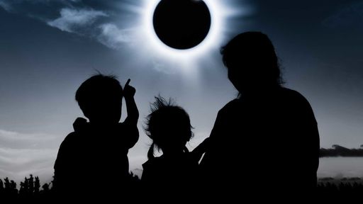 Eclipse solar de 2017 fez as pessoas se interessarem mais por ciência