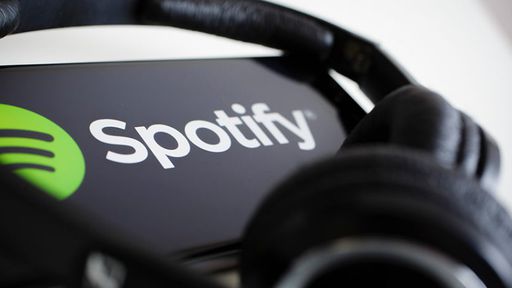 Spotify fecha primeiro dia na Bolsa em alta, mas pede calma aos acionistas