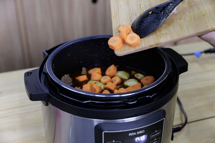 Panela de Pressão Elétrica Electrolux PCC15