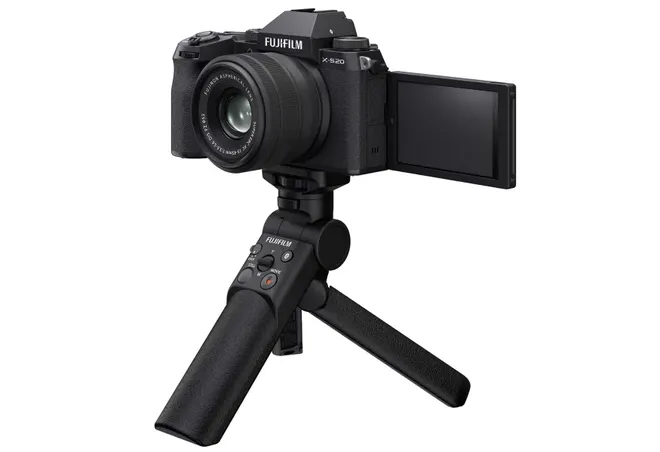 Fujifilm X-S20 ganhou suporte para gravações em resolução 6,2K (Imagem: Divulgação/Fujifilm)