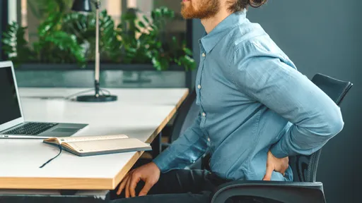 5 dicas para melhorar a postura durante o trabalho