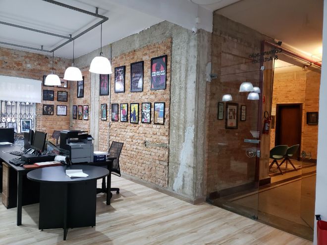 Bar Brahma conta com coworking onde as startups aceleradas poderão se instalar (Foto: Divulgação / Fab Lab)