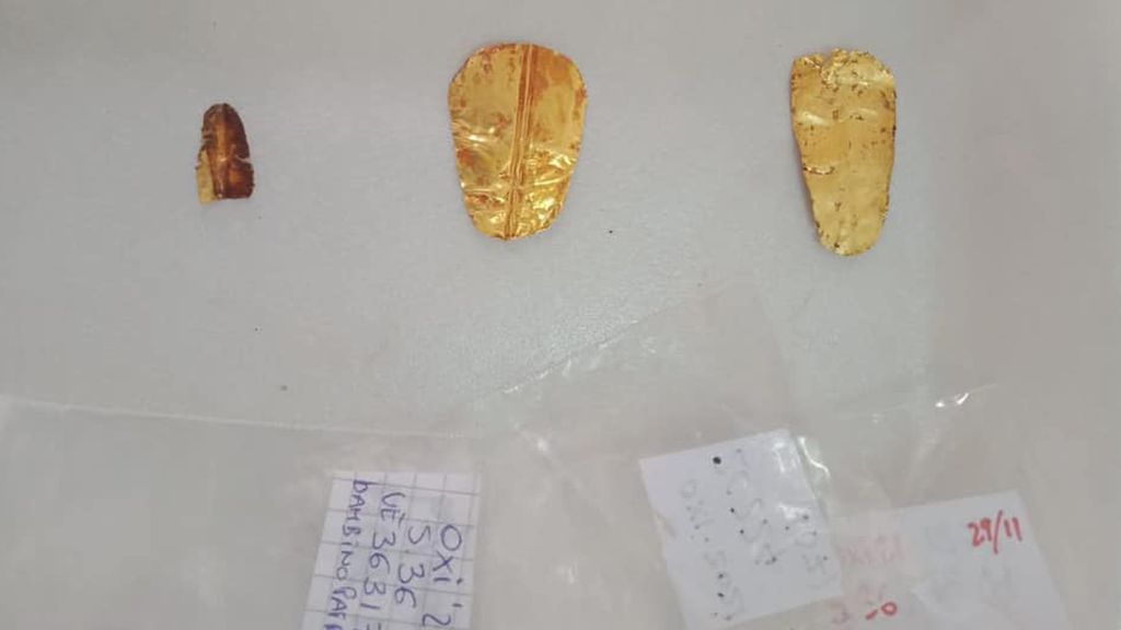 Múmias com "língua de ouro" são encontradas no Egito