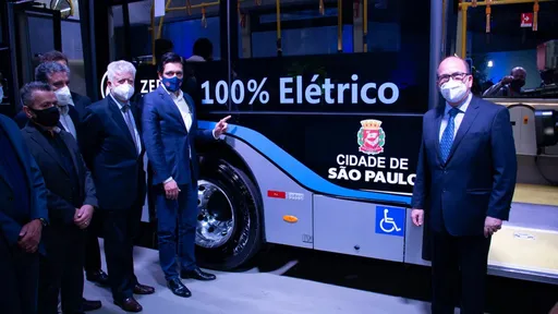 São Paulo inicia testes com ônibus elétrico 100% movido a baterias