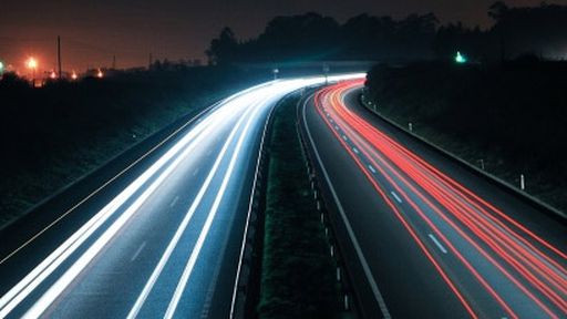 Gigantes da tecnologia se unem para transferir dados a velocidades extremas