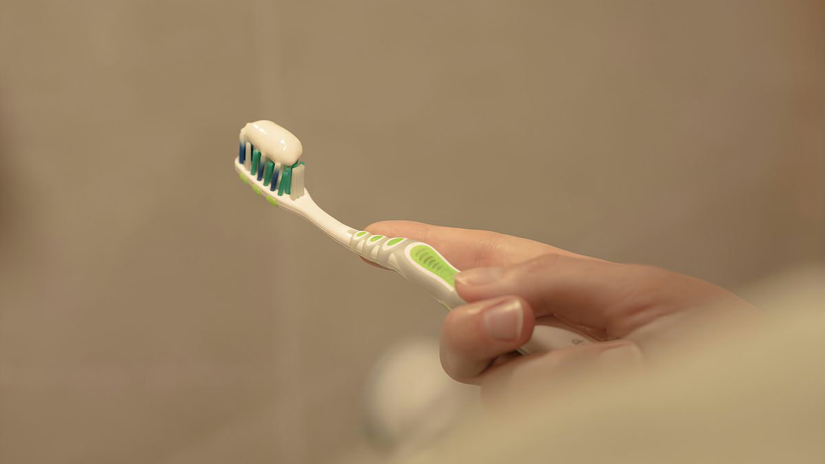 Fabricante retira recurso na Anvisa e creme dental segue interditado após reação