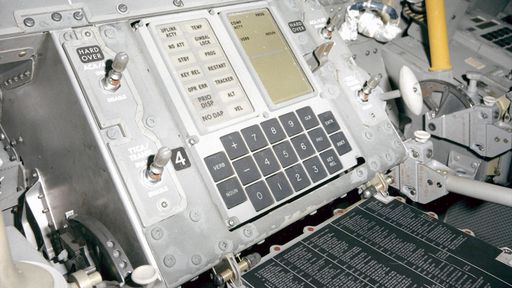Engenheiros colocam computador do programa Apollo para minerar bitcoin em teste