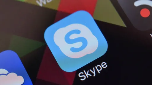 Botão de tradução do Skype permite que operadores escutem suas conversas