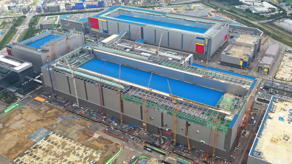 Fábrica da Samsung na cidade coreana de Pyeongtaek — a gigante está investindo trilhões no projeto de investimento em tecnologia do governo da Coreia do Sul (Imagem: Divulgação/Samsung)