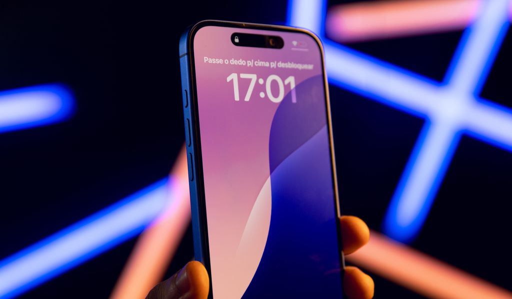 iPhone 16