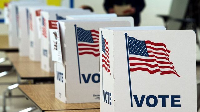 Urnas eletrônicas dos EUA têm falhas que permitem manipulação de votos