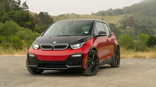 Hands-On | BMW i3 2020 mostra que carros elétricos podem ser divertidos